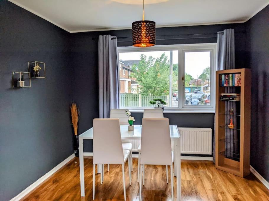 Hidden Gem !Stunning 3 Bedroom Home In Sheffield Handsworth Extérieur photo